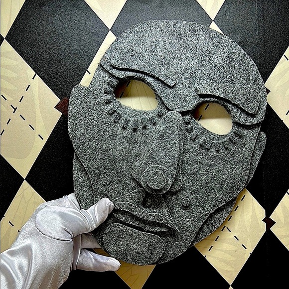 Curated Mexican FolkArt Collection – Oaxacan Amarillo, Balero & Unique Felt Mask - Picture 15 of 17